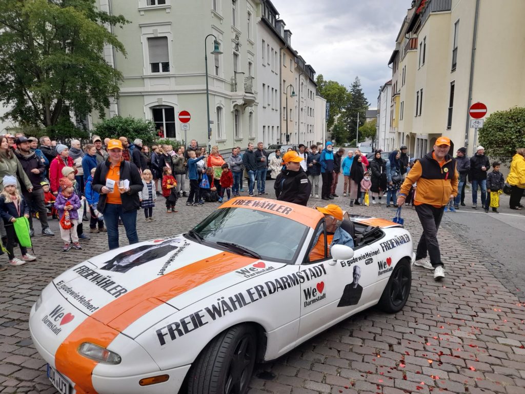 FREIE WÄHLER Darmstadt beim Bessunger Kerweumzug