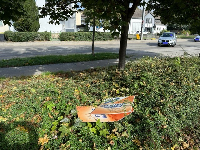 FREIE WÄHLER in Kassel erstatten Anzeige wegen Vandalismus